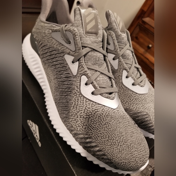 Running - Picture 2 of 5